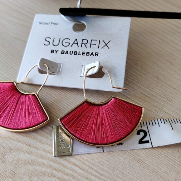 💰Sugarfix by Baublebar, Hot Pink Fan-Shaped Earrings - Picture 3 of 6